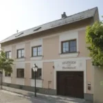 Heuriger „Zum Waldhäusl“